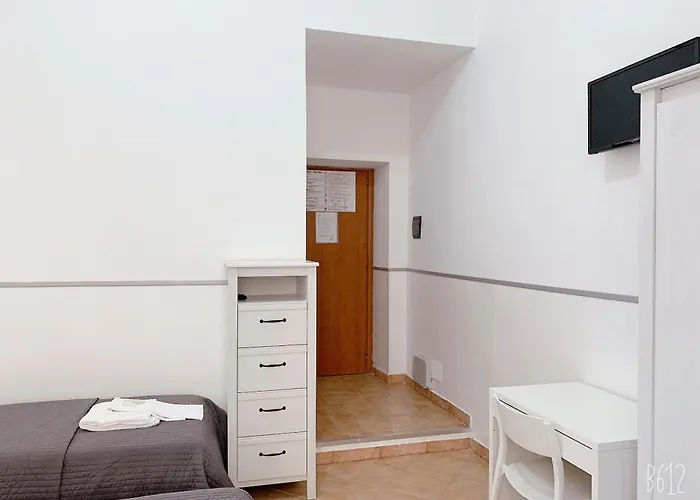 ゴールデン レイシオ ゲストハウス ローマ