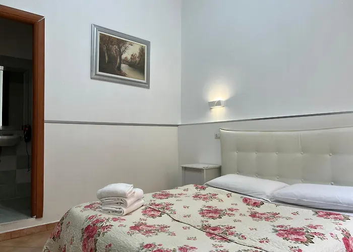 ゲストハウス ゴールデン レイシオ