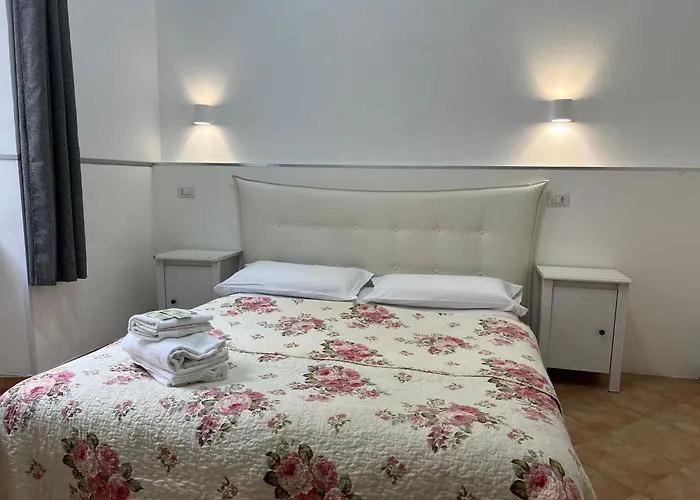 ゴールデン レイシオ ゲストハウス