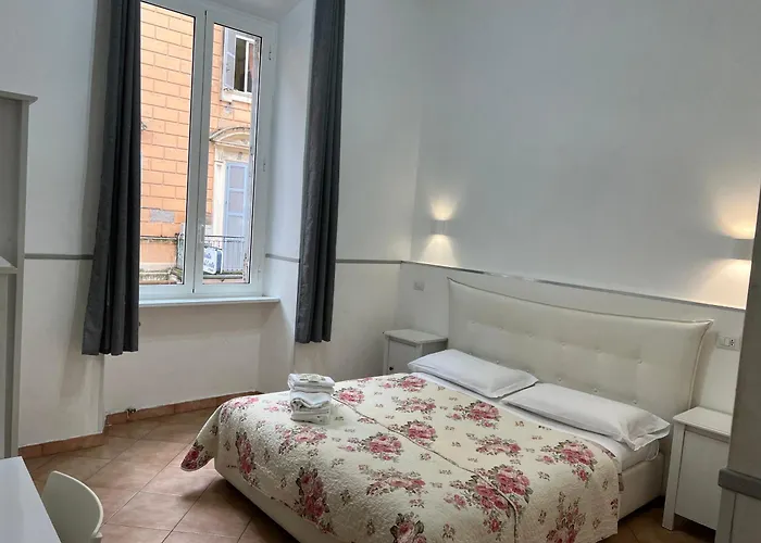 ゲストハウス ゴールデン レイシオ